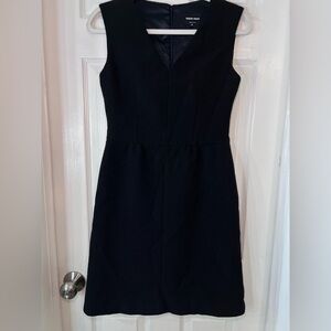 Giorgio Armani  Elegant Black Sleeveless Dress Size 38‎